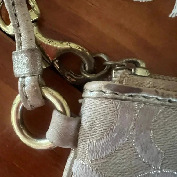 COACH Wristlet 2 for‎ $22❇️ - Picture 3 of 7